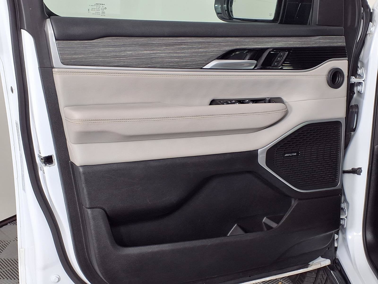 2024 Jeep Wagoneer L Series II