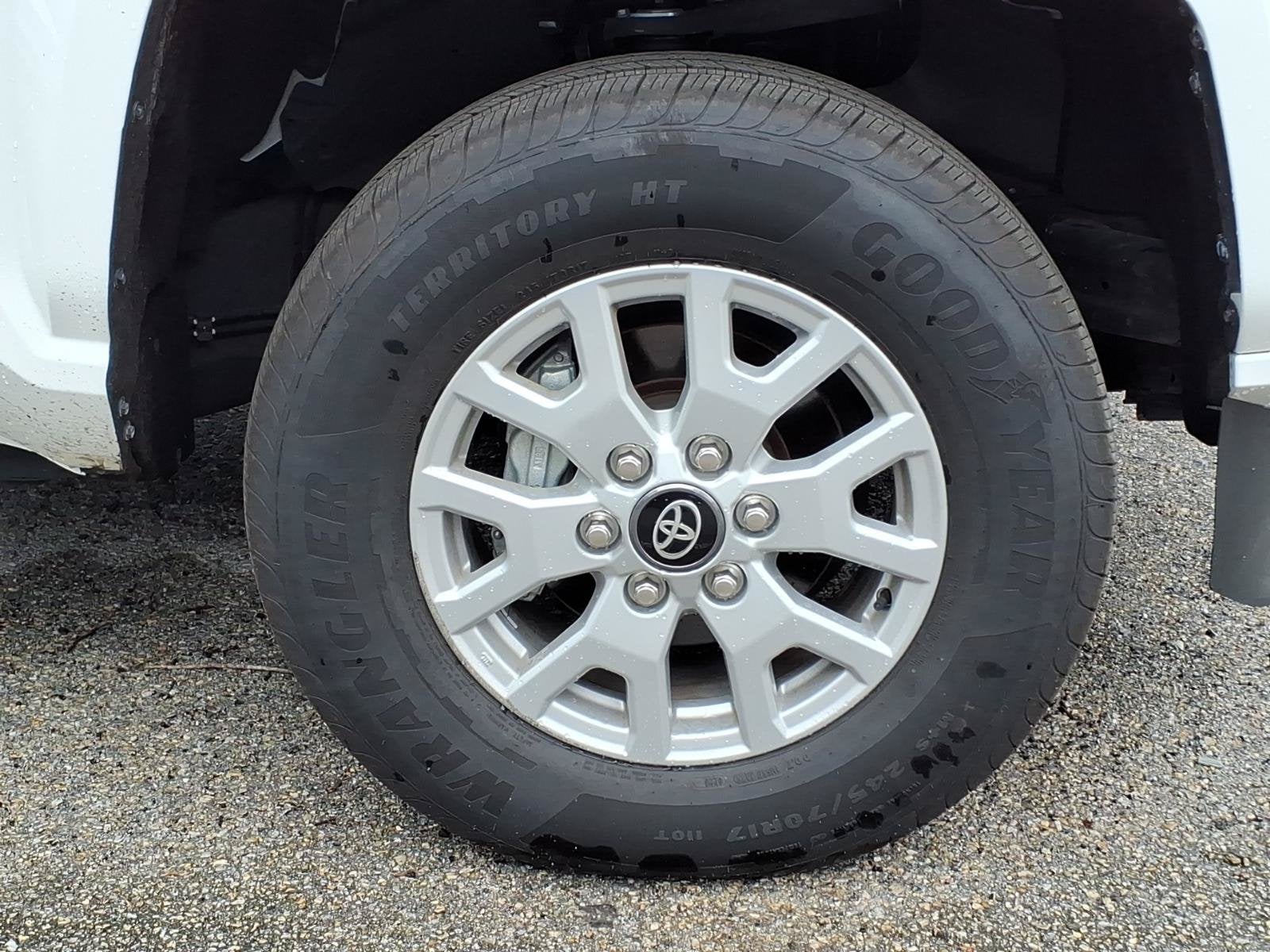 2024 Toyota Tacoma SR5