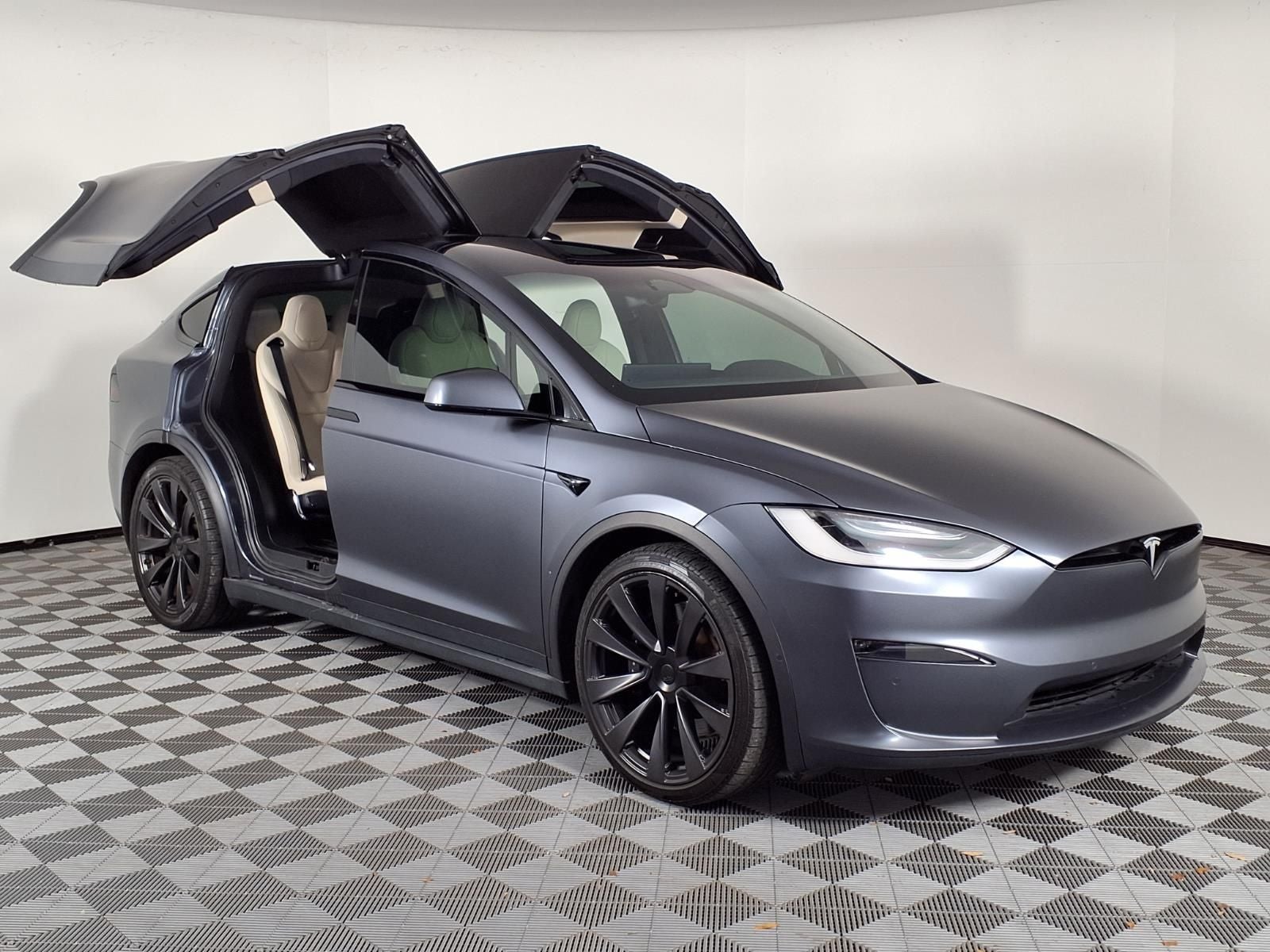2022 Tesla Model X Plaid FSD