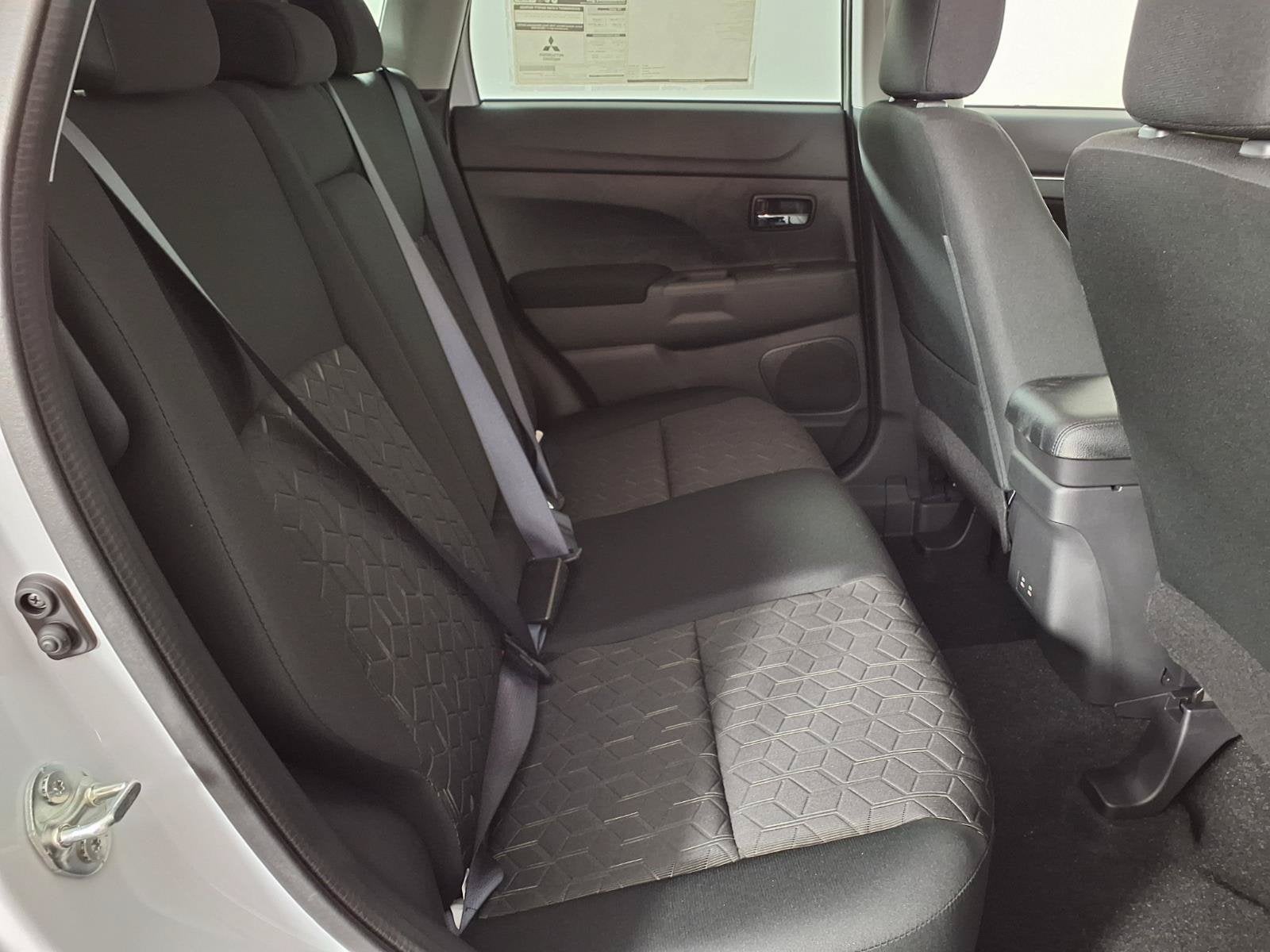 2027 Mitsubishi Outlander Sport 2.0 LE