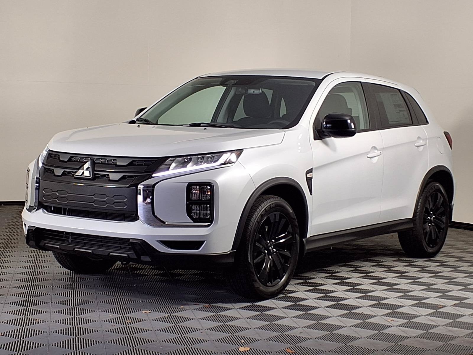 2027 Mitsubishi Outlander Sport 2.0 LE