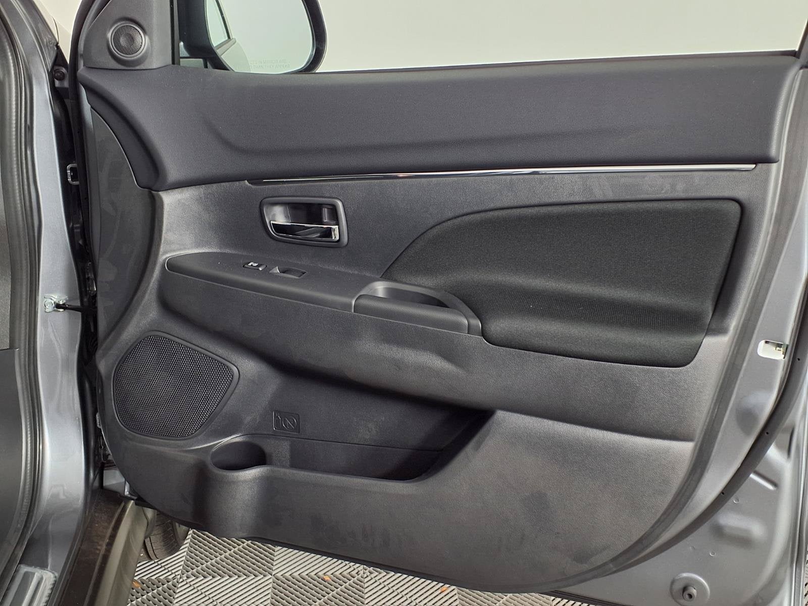 2027 Mitsubishi Outlander Sport 2.0 ES