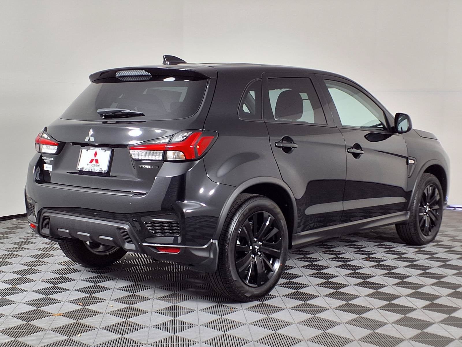2027 Mitsubishi Outlander Sport 2.0 LE