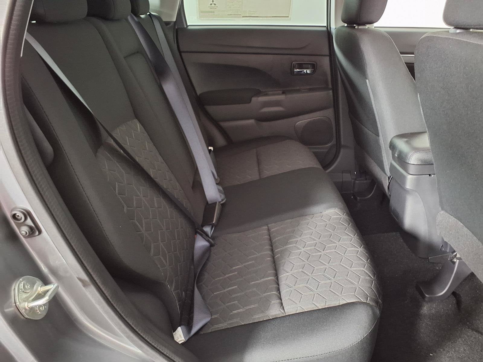 2027 Mitsubishi Outlander Sport 2.0 ES