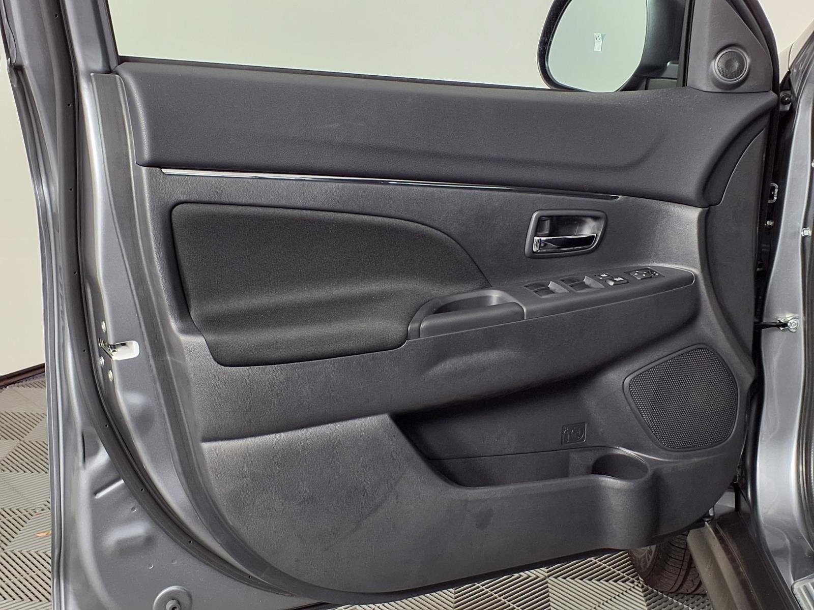 2027 Mitsubishi Outlander Sport 2.0 ES