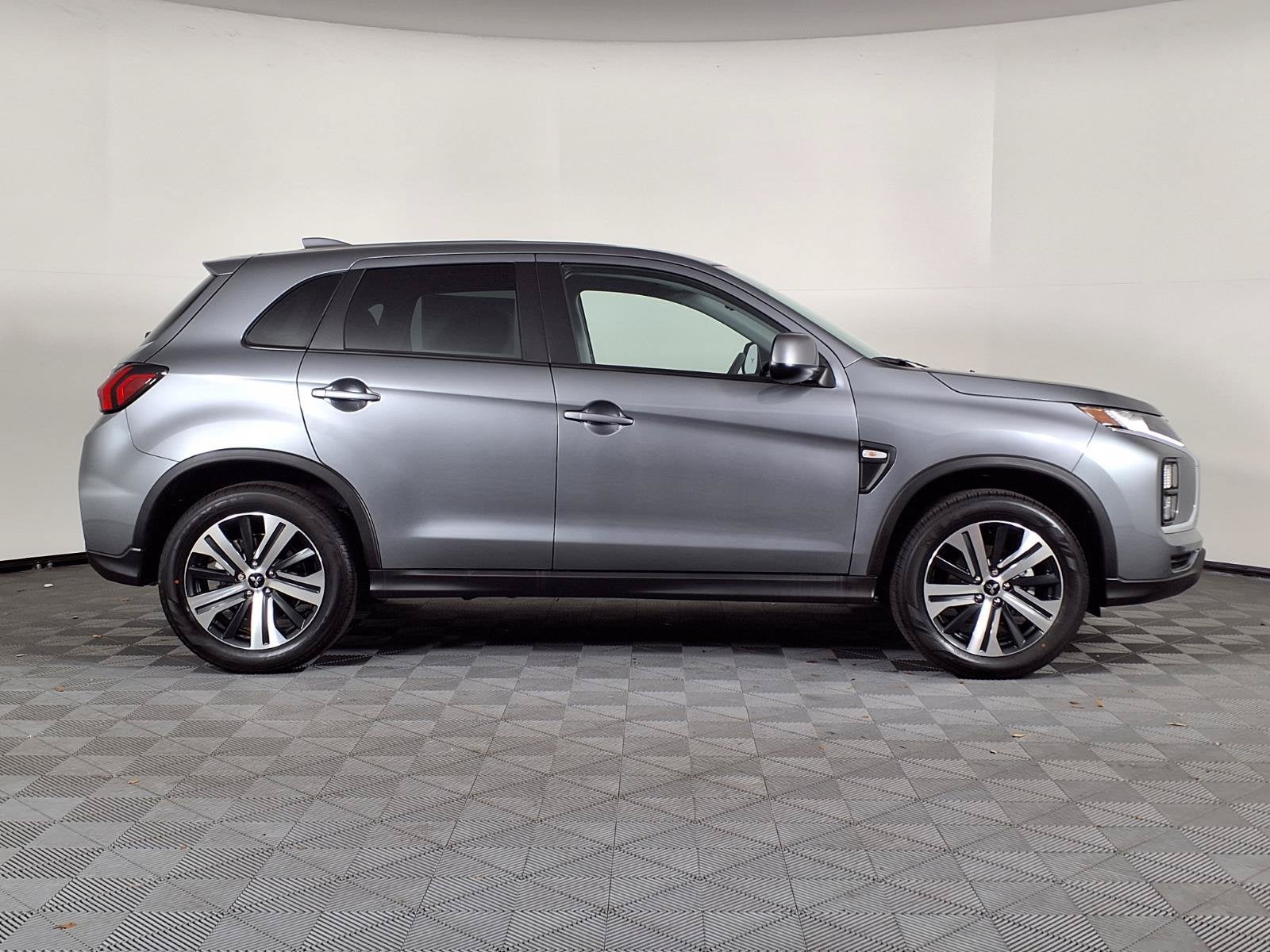 2027 Mitsubishi Outlander Sport 2.0 ES