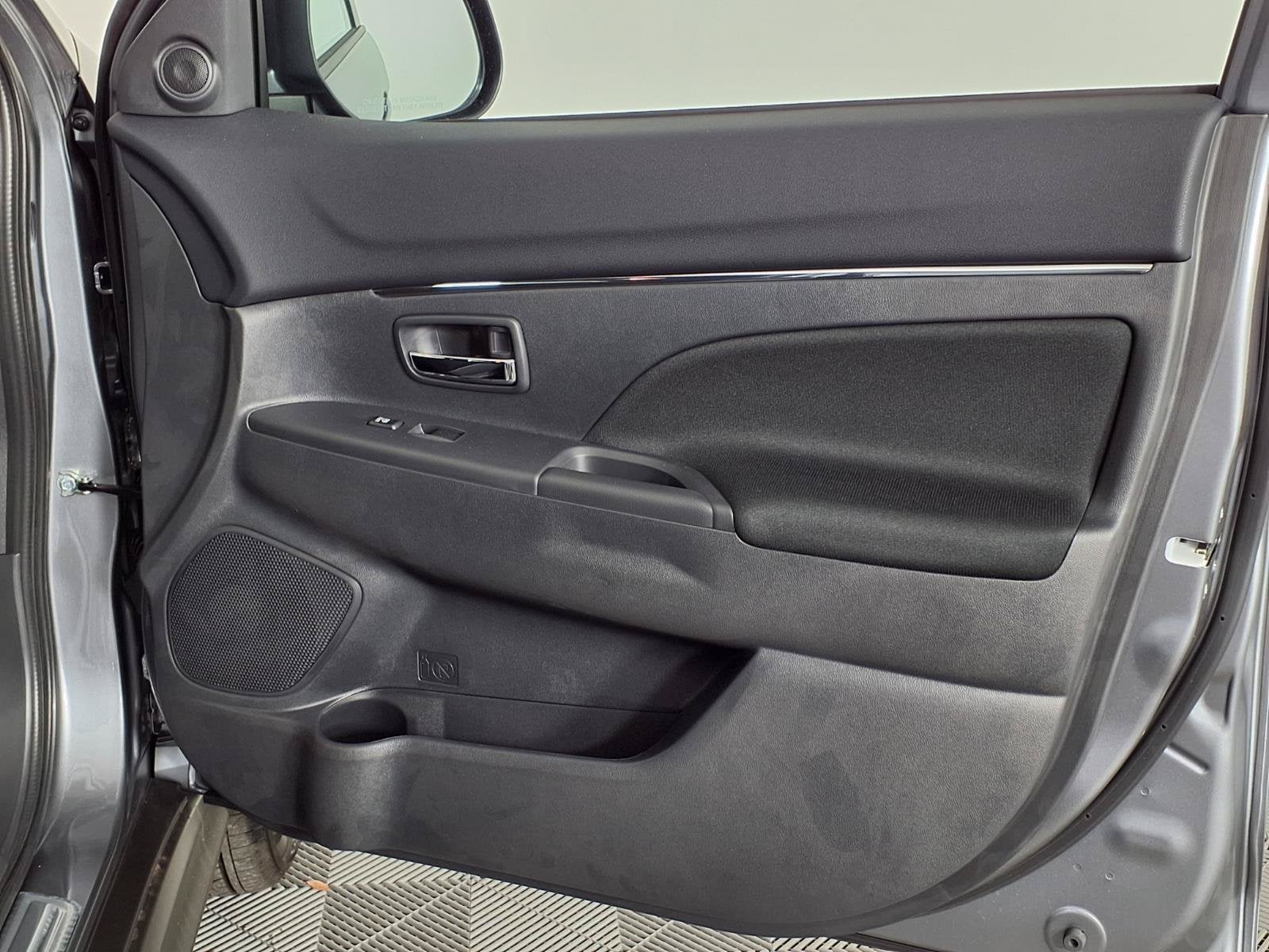 2027 Mitsubishi Outlander Sport 2.0 ES