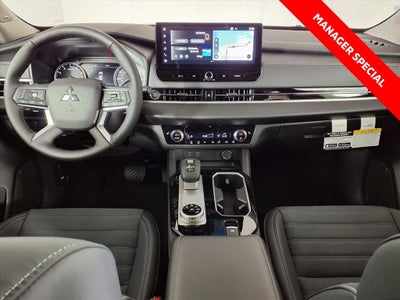 2026 Mitsubishi Outlander SE