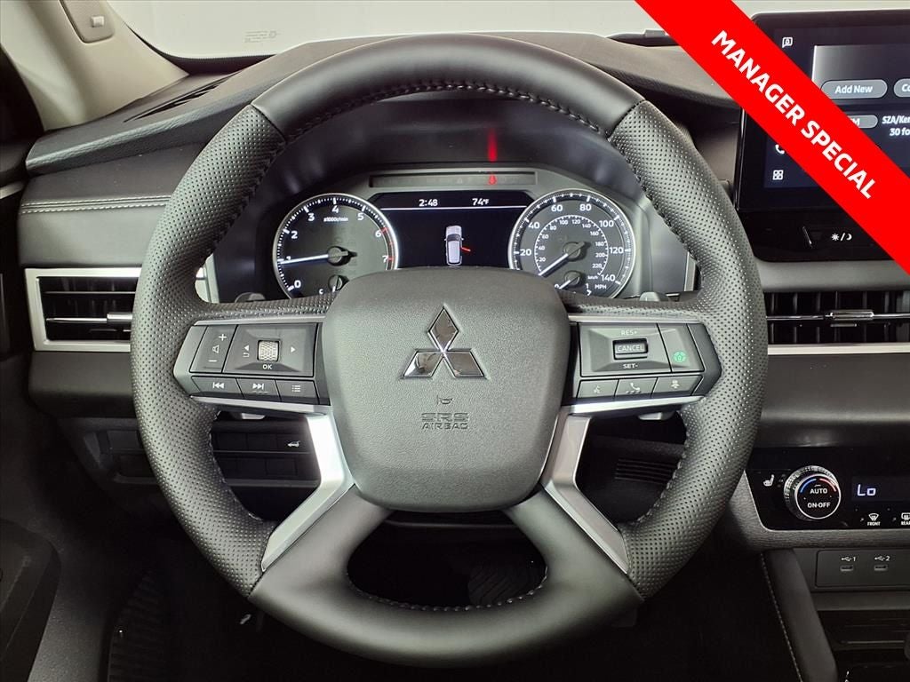 2026 Mitsubishi Outlander SE
