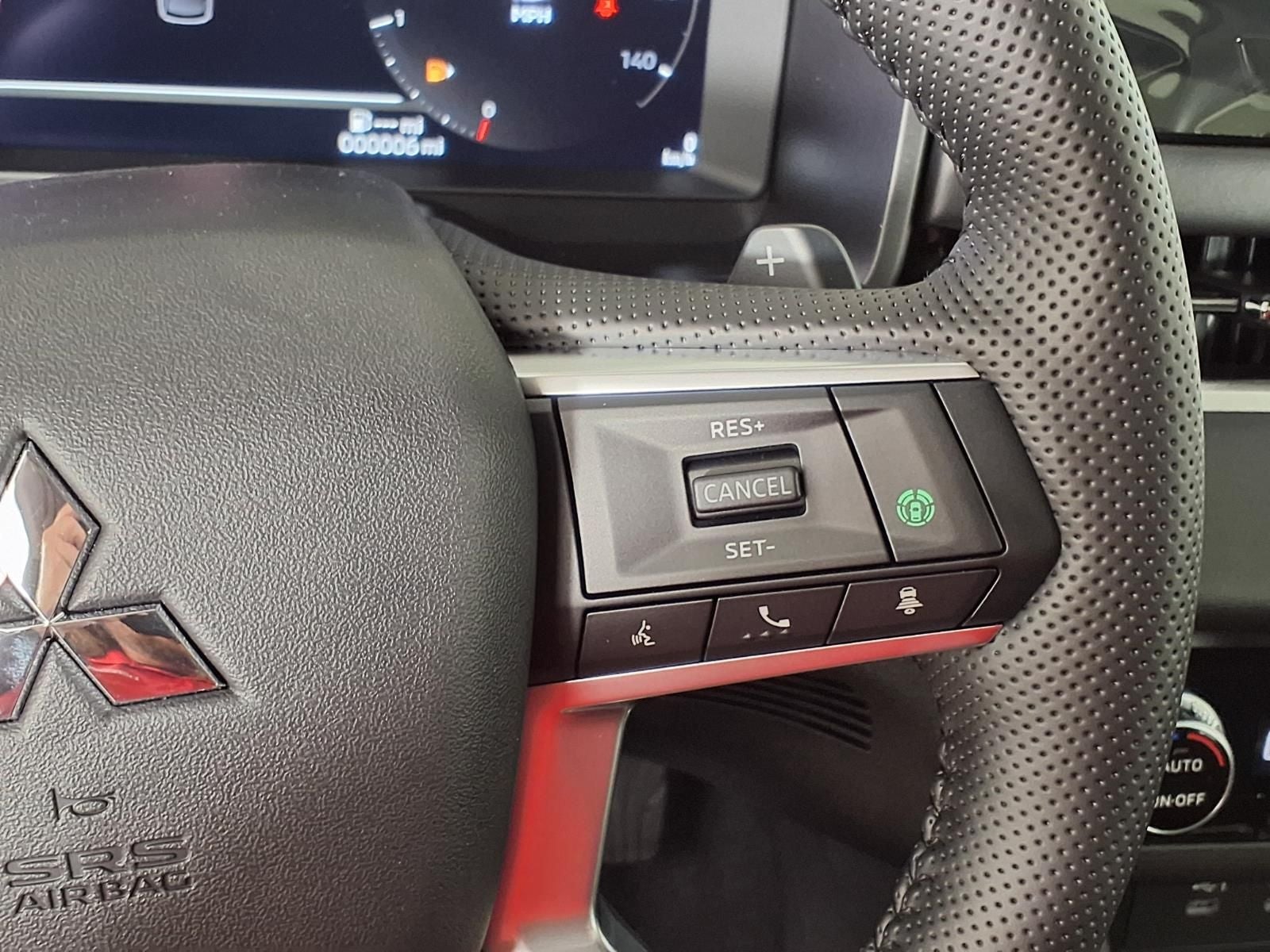 2026 Mitsubishi Outlander SE