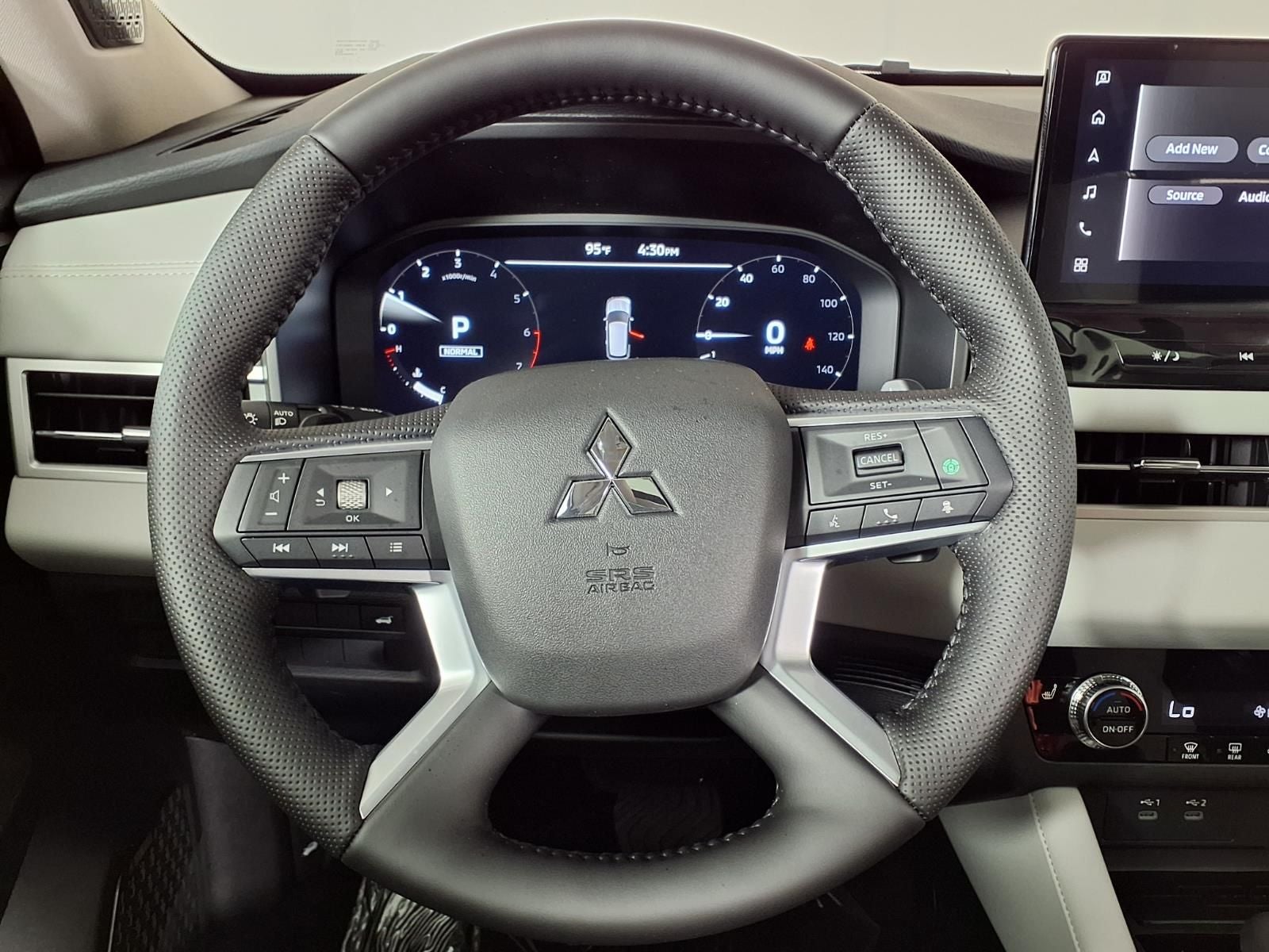 2026 Mitsubishi Outlander SE