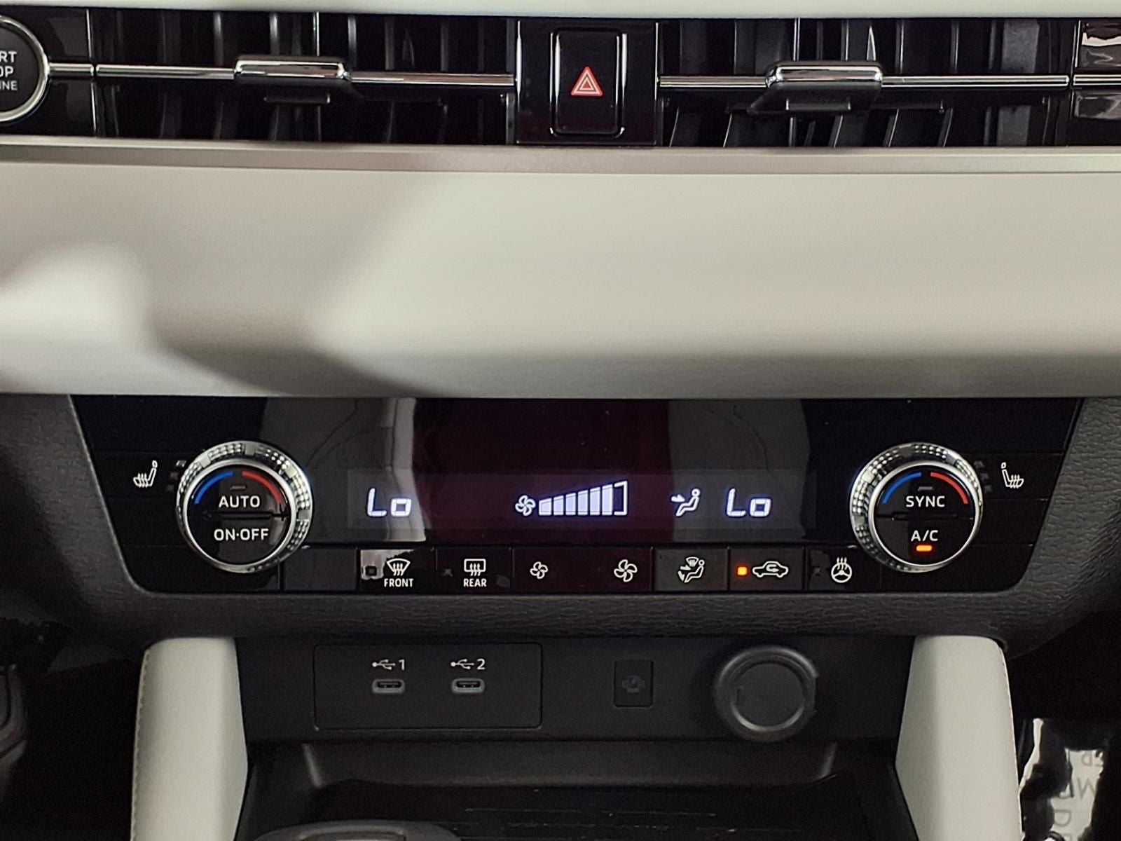 2026 Mitsubishi Outlander SE