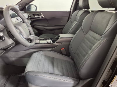 2026 Mitsubishi Outlander LE