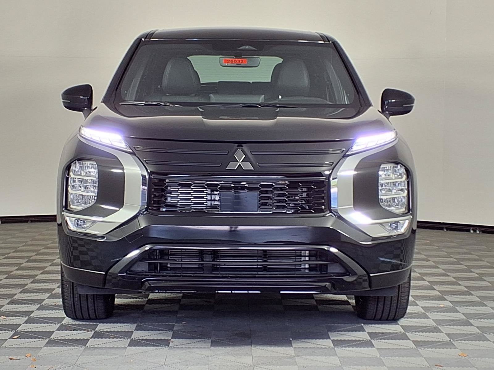 2026 Mitsubishi Outlander LE