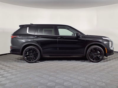 2026 Mitsubishi Outlander LE