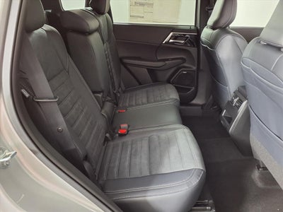 2026 Mitsubishi Outlander SE
