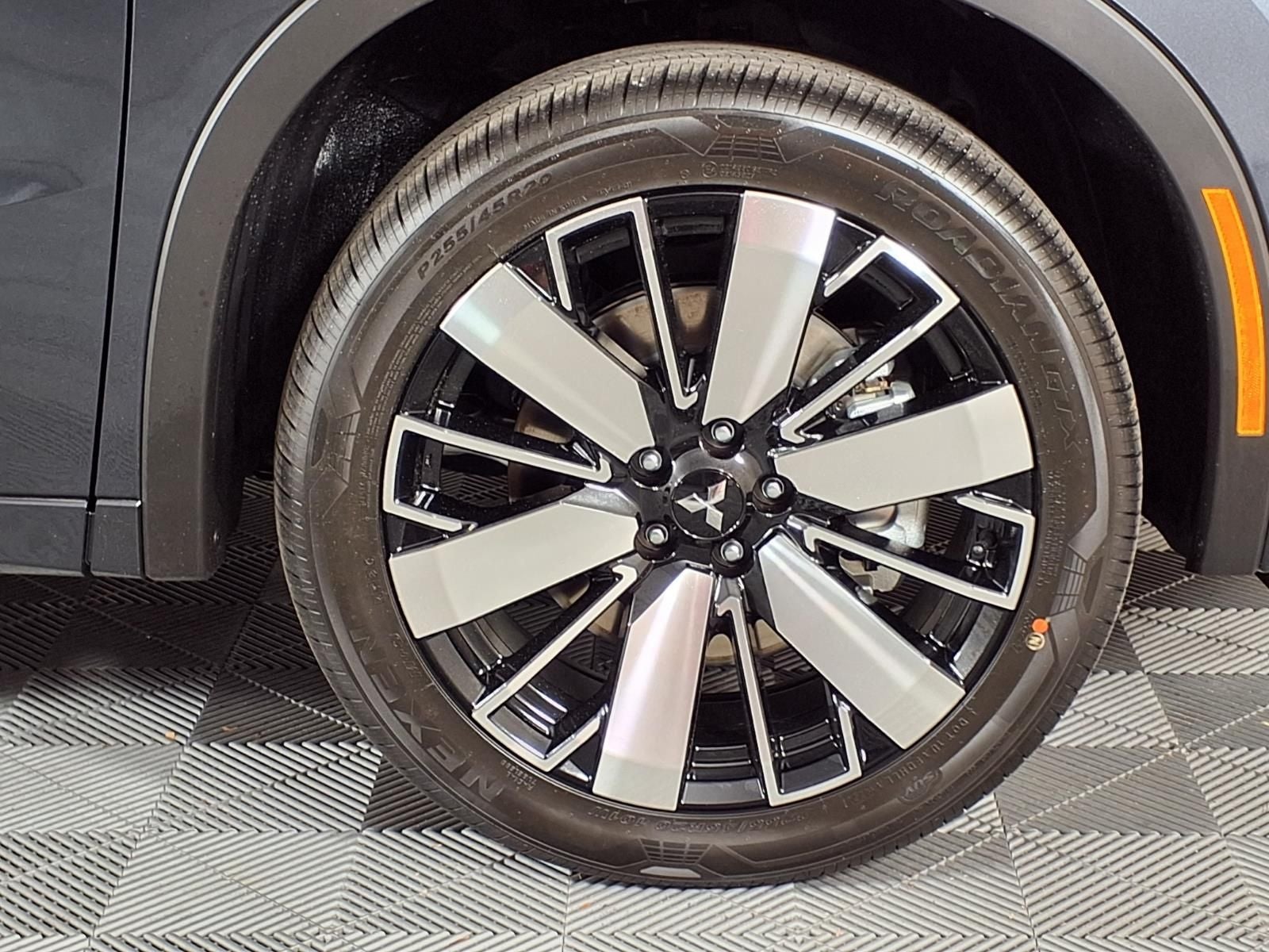 2026 Mitsubishi Outlander SEL