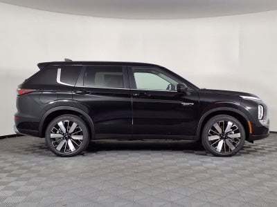 2026 Mitsubishi Outlander PHEV SE