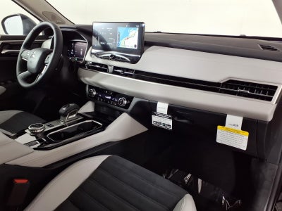 2026 Mitsubishi Outlander PHEV SE