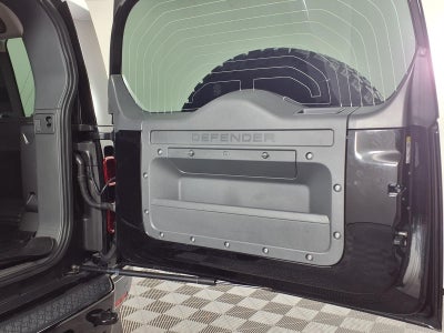 2024 Land Rover Defender 110 S