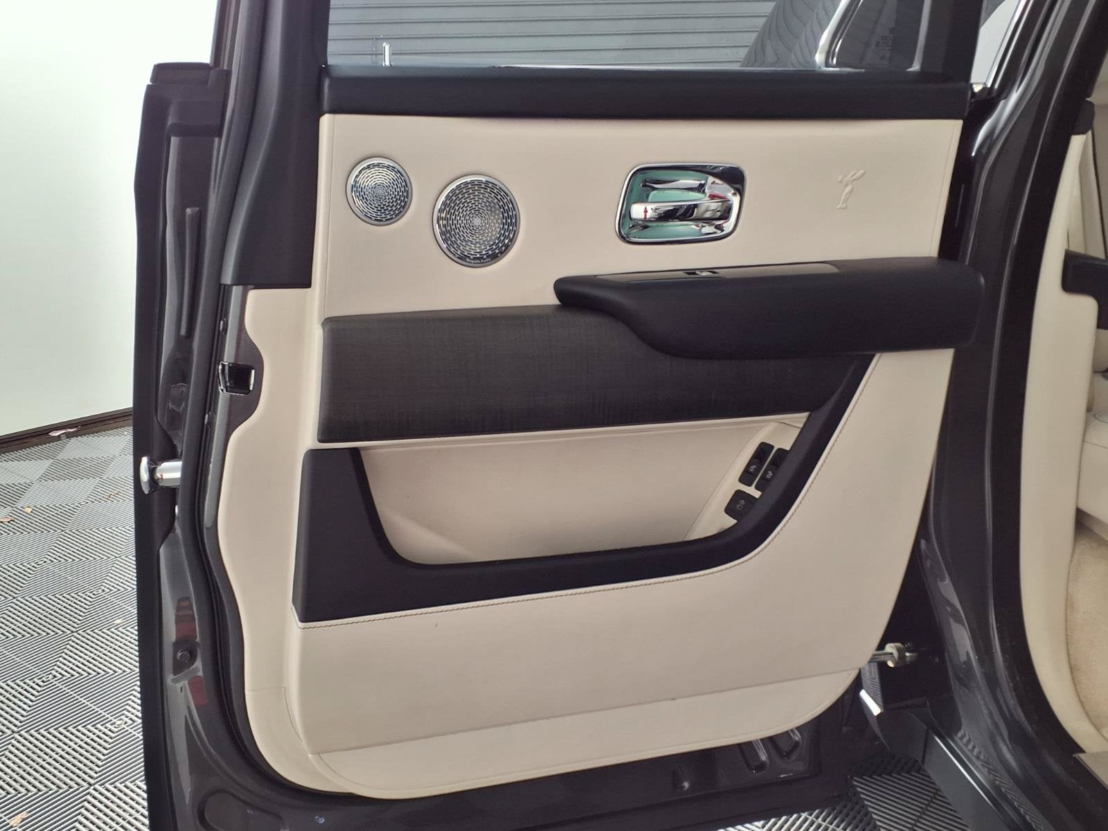 2020 Rolls-Royce Cullinan Base