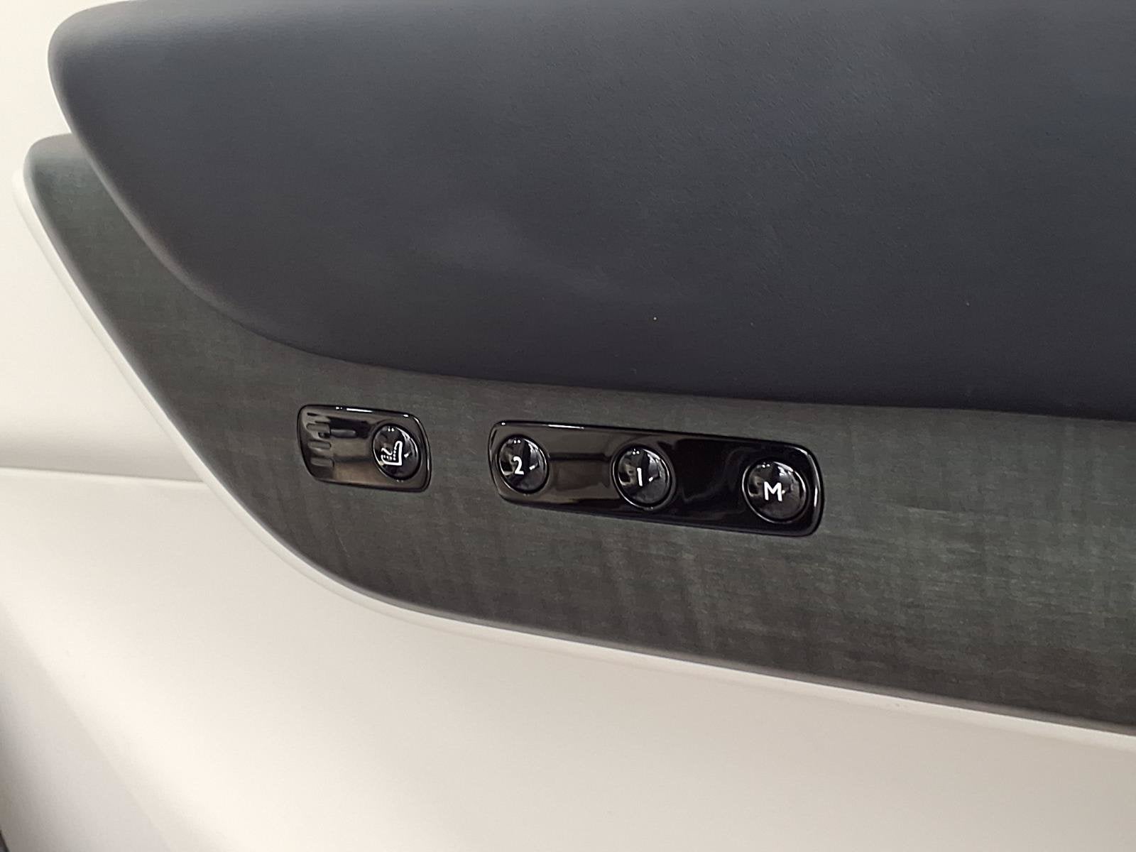 2020 Rolls-Royce Cullinan Base