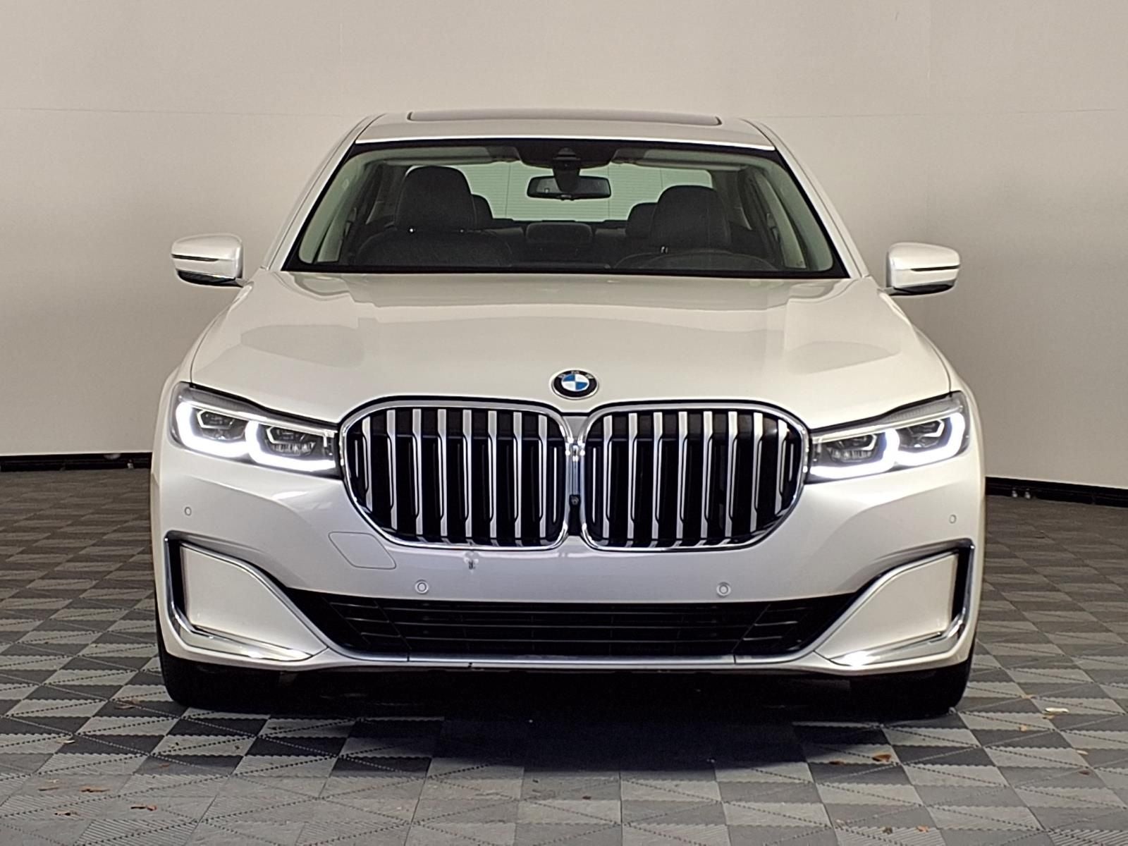 2022 BMW 7 Series 740i