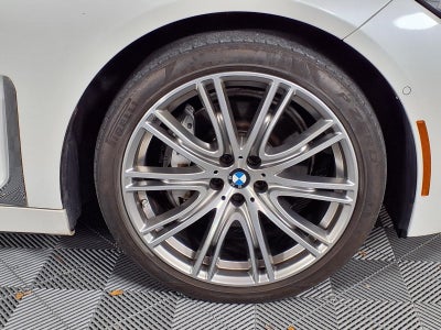 2022 BMW 7 Series 740i