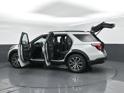 2027 Ford Explorer ST-Line