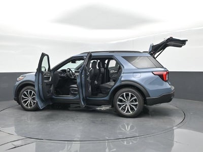 2027 Ford Explorer ST-Line