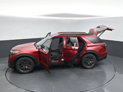 2027 Ford Explorer ST-Line