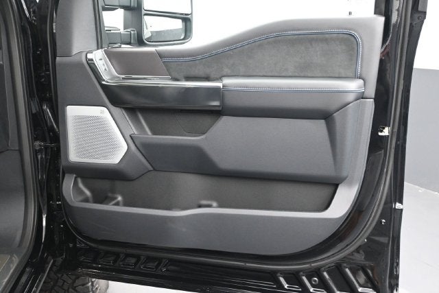 2027 Ford F-250SD Platinum