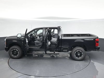 2027 Ford F-250SD Platinum