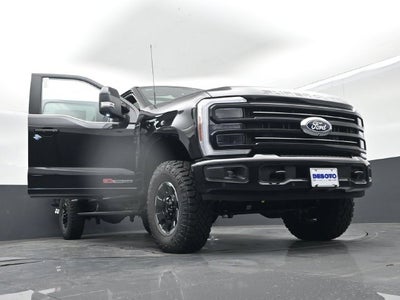 2027 Ford F-250SD Platinum