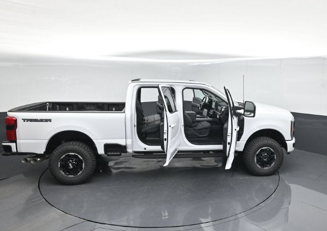 2027 Ford F-250SD Lariat