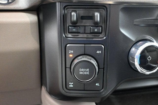 2027 Ford F-350SD Platinum