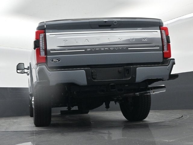 2027 Ford F-350SD Platinum