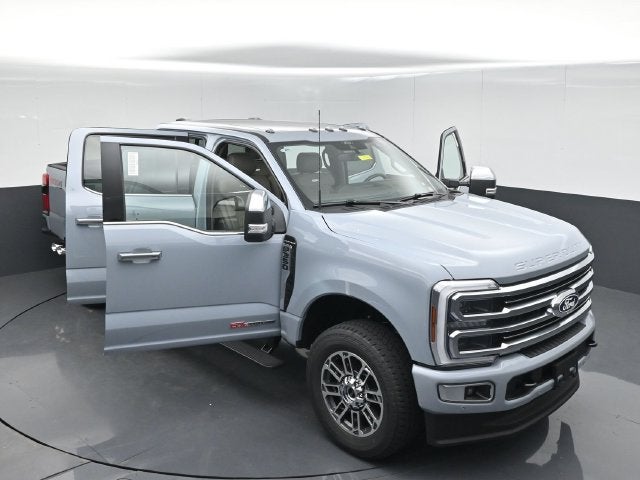 2027 Ford F-350SD Platinum