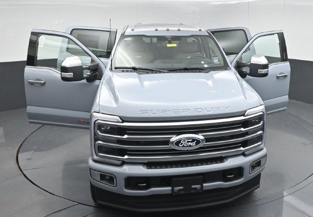 2027 Ford F-350SD Platinum