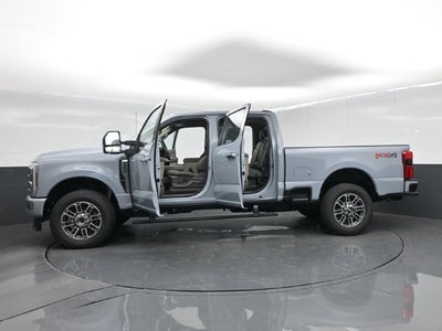 2027 Ford F-350SD Platinum