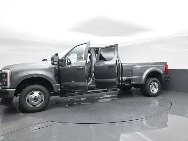 2027 Ford F-350SD XL DRW