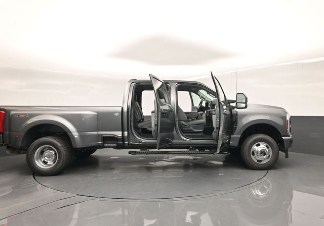 2027 Ford F-350SD XL DRW