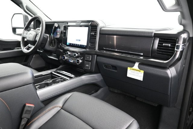 2027 Ford F-350SD Lariat DRW