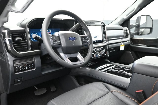 2027 Ford F-350SD Lariat DRW