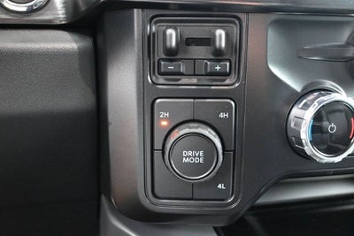 2027 Ford F-350SD Lariat DRW