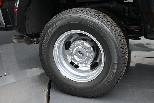 2027 Ford F-350SD Lariat DRW