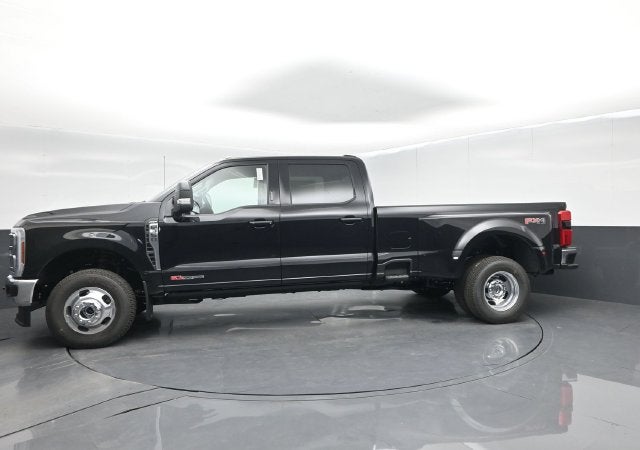 2027 Ford F-350SD Lariat DRW