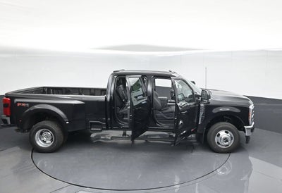 2027 Ford F-350SD Lariat DRW