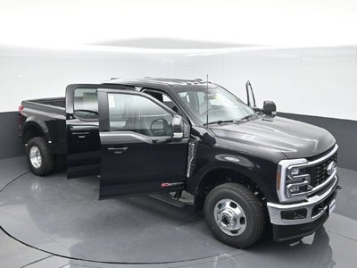 2027 Ford F-350SD Lariat DRW