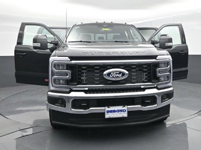 2027 Ford F-350SD Lariat DRW